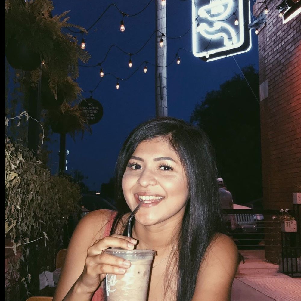 Meet your Posher, Esmeralda